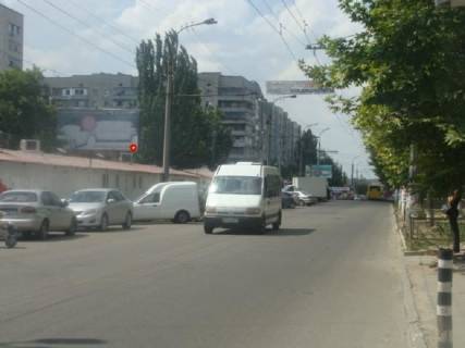 Билборд B в Херсоне Лавреньова вул., ринок "Шуменський" фото 1