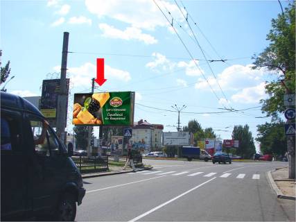 Призматрон, Призма A у Миколаєві, 3x6  Центральний пр. (кол. Леніна пр.) / Пушкінська вул., роздільник, біля супермаркету "Ельдорадо", в бік порту - 216457 Фото 1