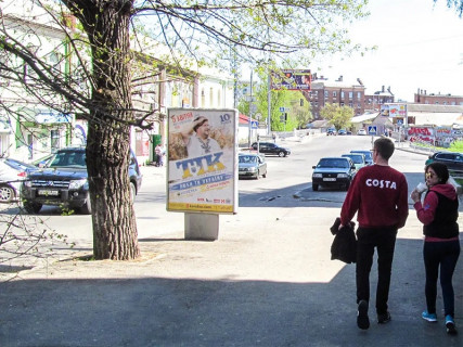 Ситилайт B в Харькове, 1.8x1.2  Чорноглазівська (кол. Бажанова) вул., 28 фото 1