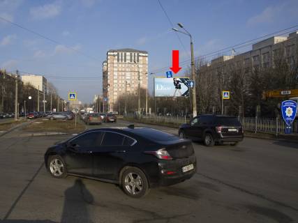 Призма  в Киеве, 3x6  Народного Ополчення вул. 9 - вул. Вінницька, в сторону пл. Севастопольської - 445268 фото 1