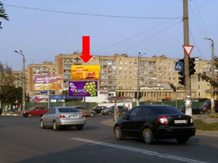 Билборд A в Ивано-Франковске, 3x6  Вовчинецька вул. / Івасюка вул., верхня фото 1