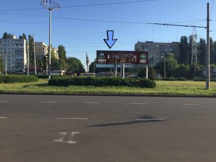 Билборд A в Одессе, 3x6  Незалежності пл., (3), з центру, лівий фото 1