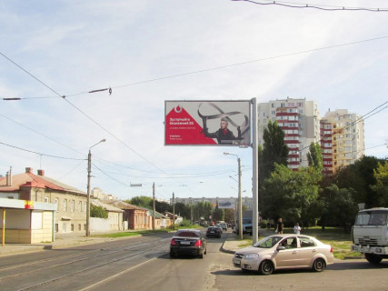 Билборд A в Харькове, 3x6  Гольдбергівська вул., 13, в центр фото 1