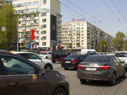 Бэклайт  в Киеве, 2.3x3.14  Українки бул., 26 / ул.Алмазова (колиш. вул. Кутузова), на світлофорі, біля "KFC", в сторону вул. Басейна фото 1