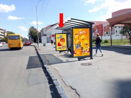 Ситилайт A в Ужгороде, 1.8x1.2  Свободи пр., 2, в бік Кирила і Мефодія пл., зупинка фото 1