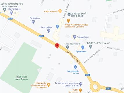 Билборд A в Сваляве Головна вул., 76/15, аптека "Мед Сервіс", №Л052, прайс за ролик 10 сек 1 вихід/5 хвилин, з 8:00-22:00. Розрахунок для інших параметрів трансляції уточнюйте у менеджера. схема