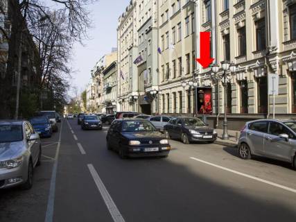 Ситилайт  в Киеве, 1.8x1.2  Ярославів Вал вул., 22, біля входу в готель "Radisson", в сторону Львівської пл. фото 1