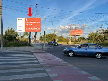 Призма B в Черновцах, 3x6  Хотинська вул. - Енергетична вул., до Епіцентру - 586472 фото 1