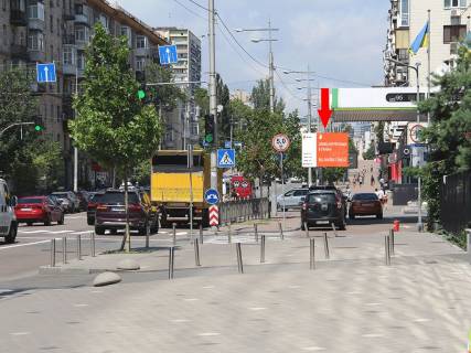 Видеоборд A в Киеве, 2.3x3.14  В. Васильківська вул. (колиш. Червоноармійська вул.), 131, біля АЗС "Amic", в сторону ст. м. "Палац Україна" - 197048 фото 1