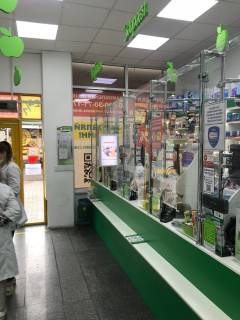 Билборд A в Виннице Келецька вул., 106/146, аптека "Мед Сервіс", №К014, прайс за ролик 10 сек 1 вихід/5 хвилин, з 8:00-22:00. Розрахунок для інших параметрів трансляції уточнюйте у менеджера. фото 1