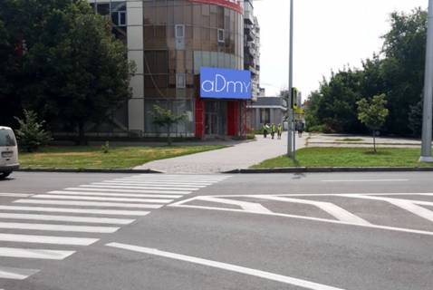 Видеоборд A у Харкові Гімназична наб., 18а, прайс за ролик 10 сек, 1 вих / 5 хв з 8:00 до 00:00. Прорахунок інших конфігурацій уточнюйте у менеджерів - 292486 Фото 1