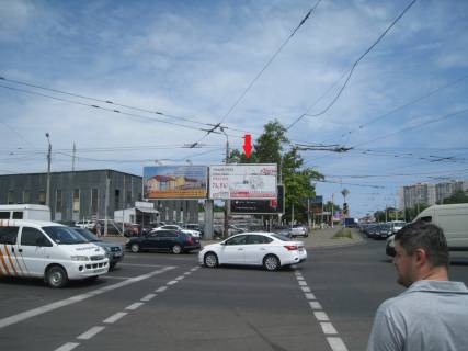 Призматрон, Призма B у Одесі, 3x6  Інглезі вул. (колиш. 25-Чапаєвської дивізії вул.) - Комарова вул., 12, права - 561994 Фото 1