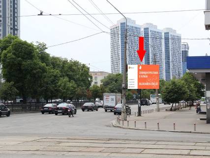Видеоборд A в Киеве, 2.3x3.14  Берестейський пр. (колиш. пр. Перемоги), 2 - вул. Бульварно-Кудрявська, на світлофорі, в бік Повітрофлотського мосту - 284940 фото 1
