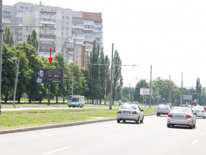 Билборд B в Харькове, 3x6  Перемоги пр., 48, в центр фото 1