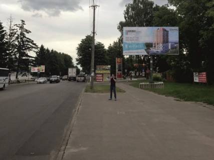 Билборд A в Ровно Курчатова вул., 9, навпроти фото 1