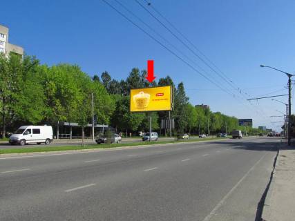 Призма A в Львове, 3x6  Стрийська вул., 258, роздільник, з центру - 117106 фото 1