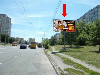 Билборд  в Сумах, 3x6  Лушпи пр., 25, біля зупинки фото 1