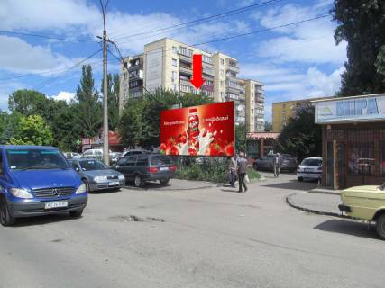 Билборд B в Ужгороде, 3x6  Джамбула вул., 78 / Бородіна вул., біля ринка фото 1