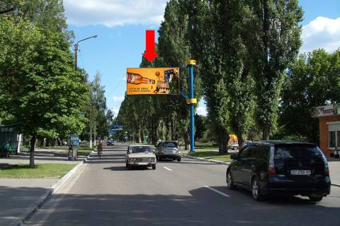 Билборд  в Кременчуге, 3x6  Республіканська вул., 75, з центру фото 1