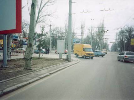 Ситилайт B в Херсоне Ушакова пр. - Театральна вул. фото 1