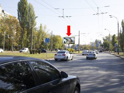 Видеоборд A в Киеве, 3x6  Івашкевича вул., 3, роздільник, в бік ТРЦ "Караван", Оболоні - 583809 фото 1