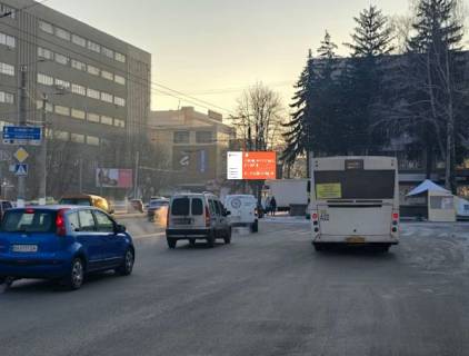 Видеоборд A в Кропивницкий (Кировоград), 2.32x3.14  Хмельницького пл. - Преображенська вул., 4 - 563279 фото 1
