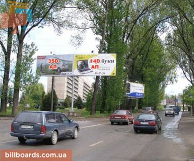 Билборд A в Черновцах, 3x6  Винниченка вул. - Руська вул., р/с, правий фото 1