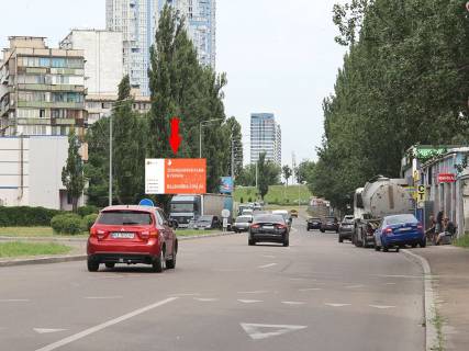 Білборд, Бігборд (Борд)  B у Києві, 3x6  Березняківська вул., 8а, в бік пр. Соборності Фото 1