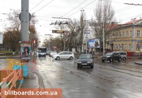 Скроллер  в Херсоне Ушакова пр. - Театральная ул. (бывш. Горького ул.) - 81245 фото 1