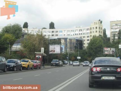 Беклайт B у Києві Старонаводницька вул., 8 - вул. Добровольчих батальйонів, на світлофорі, в сторону вул. Алмазова (колиш. Кутузова) Фото 1