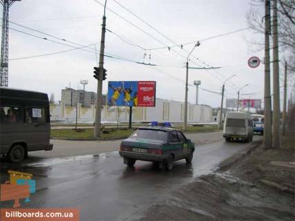 Білборд, Бігборд (Борд)  B у Лисичанську Сосюри вул. (Колиш. Свердлова ул.), 296, навпроти, стадіон "Шахтар" Фото 1