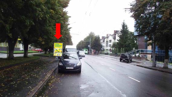 Ситилайт B в Луцке, 1.8x1.2  Волі пр., 35 / Незалежності (колишня Вавилова) вул., з центру фото 1