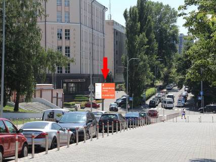 Беклайт B у Києві, 2.3x3.14  Предславинська вул., 35, біля палацу "Україна", в сторону вул. Тверська Фото 1