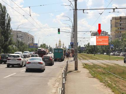 Призма A в Киеве, 3x6  Малиновського вул. 4-В, навпроти супермаркету "Сільпо", в сторону Оболонського пр., ст.м. "Оболонь" - 292953 фото 1