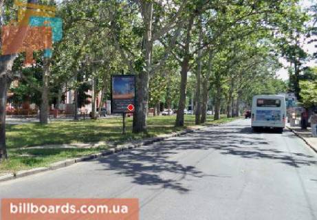 Ситилайт  в Одессе Адмиральский пр., 31, возле кинотеатра "Вымпел", разделитель фото 1