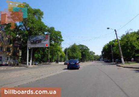 Білборд, Бігборд (Борд)   у Одесі Прохоровская ул., 4А, возле Прохоровского сквера, в центр (флажок) Фото 1