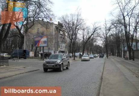 Скроллер  в Одессе Французский бул., 9 / Азарова ул., в центр - 80119 фото 1
