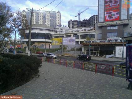 Призма B в Одессе Гагарінське плато, 5, права - 143785 фото 1