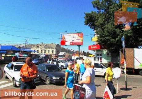 Призматрон, Призма  у Полтаві Шевченко ул. / Чорновола ул., Центральный рынок, возле Приватбанка, банка "Credit Agricole", супермаркета "Эльдорадо" - 80720 Фото 1