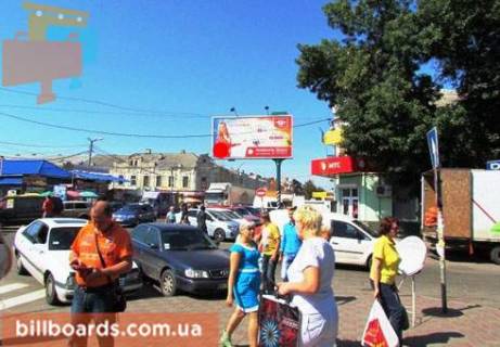 Призма  в Полтаве Шевченко ул. / Чорновола ул., Центральный рынок, возле Приватбанка, банка "Credit Agricole", супермаркета "Эльдорадо" - 80722 фото 1