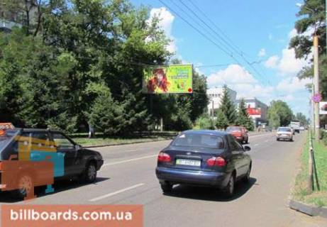 Призма  в Полтаве Кириченко ул. (бывш. Люксембург ул.) / Навроцкого ул., возле парка им. Котляревского - 80749 фото 1