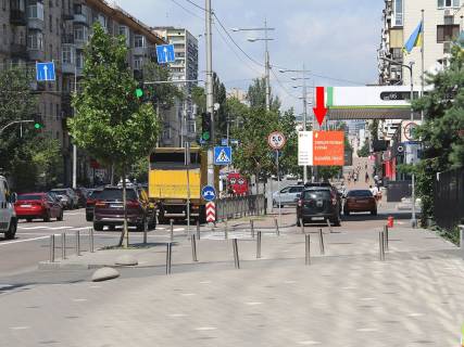 Видеоборд A у Києві, 2.3x3.14  В. Васильківська вул. (Колиш. Червоноармійська вул.), 131, біля АЗС "Amic", в сторону ст. м. "Палац Україна" - 197044 Фото 1