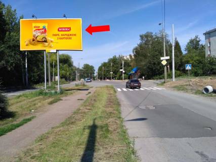 Билборд A в Тернополе, 3x6  Бережанська вул. / Тролейбусна вул., роздільник, в центр фото 1