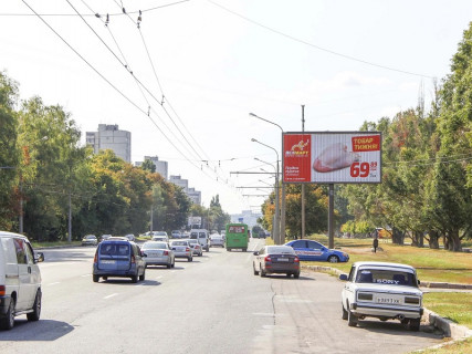 Призма A в Харькове, 3x6  просп. Ювілейний (П'ятдесятиріччя ВЛКСМ )., 51, (2), Кіноленд, в центр - 667699 фото 1
