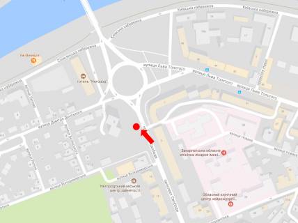 Ситилайт B в Ужгороде, 1.8x1.2  Свободи пр., 2, в бік Дружби Народів пл., зупинка схема