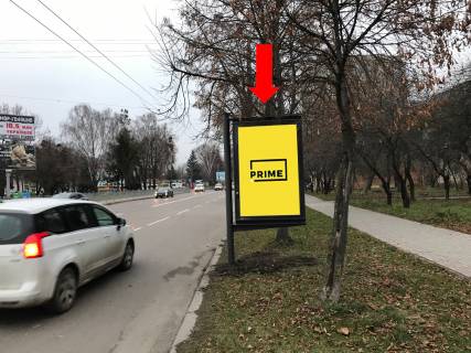 Ситилайт A в Ровно, 1.8x1.2  Небесної Сотні вул. (кол. Кіквідзе вул.), 20 / Привокзальна пл., з центру фото 1