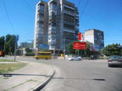 Білборд, Бігборд (Борд)  A у Кропивницький (Кіровоград), 3x6  Хмельницького пл. / Винниченка пр., дім побуту "Інгул", ляльковий театр Фото 1