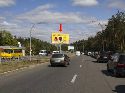 Билборд A в Киеве, 3x6  Старобориспільська вул., 200 м. від Харківської пл., роздільник, в сторону вул. Бориспільської, ст.м. "Червоний Хутір" фото 1