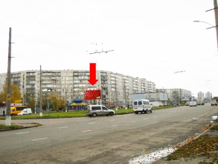 Билборд A в Сумах, 3x6  Лушпи пр. / Інтернаціоналістів вул., роздільник, в центр фото 1