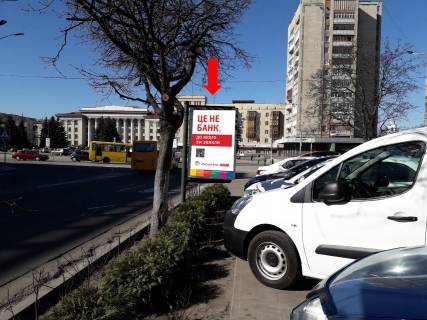 Сiтiлайт  у Житомирі, 1.8x1.2  Київська вул., 1 / Соборна пл., біля центру обслуговування абонентів "Київстар" Фото 1